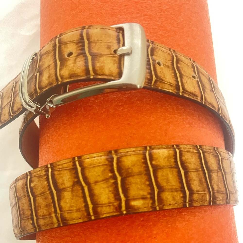 Italian Select Leather Belt - Picture 2 of 3